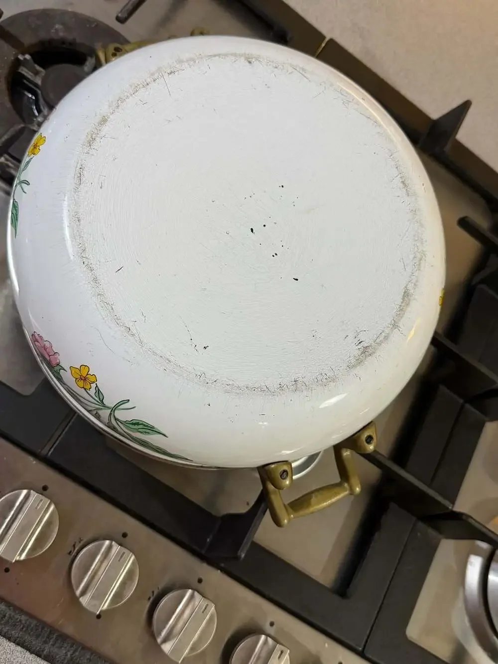 Vintage Enamel Casserole Pot With Lid Floral Pattern